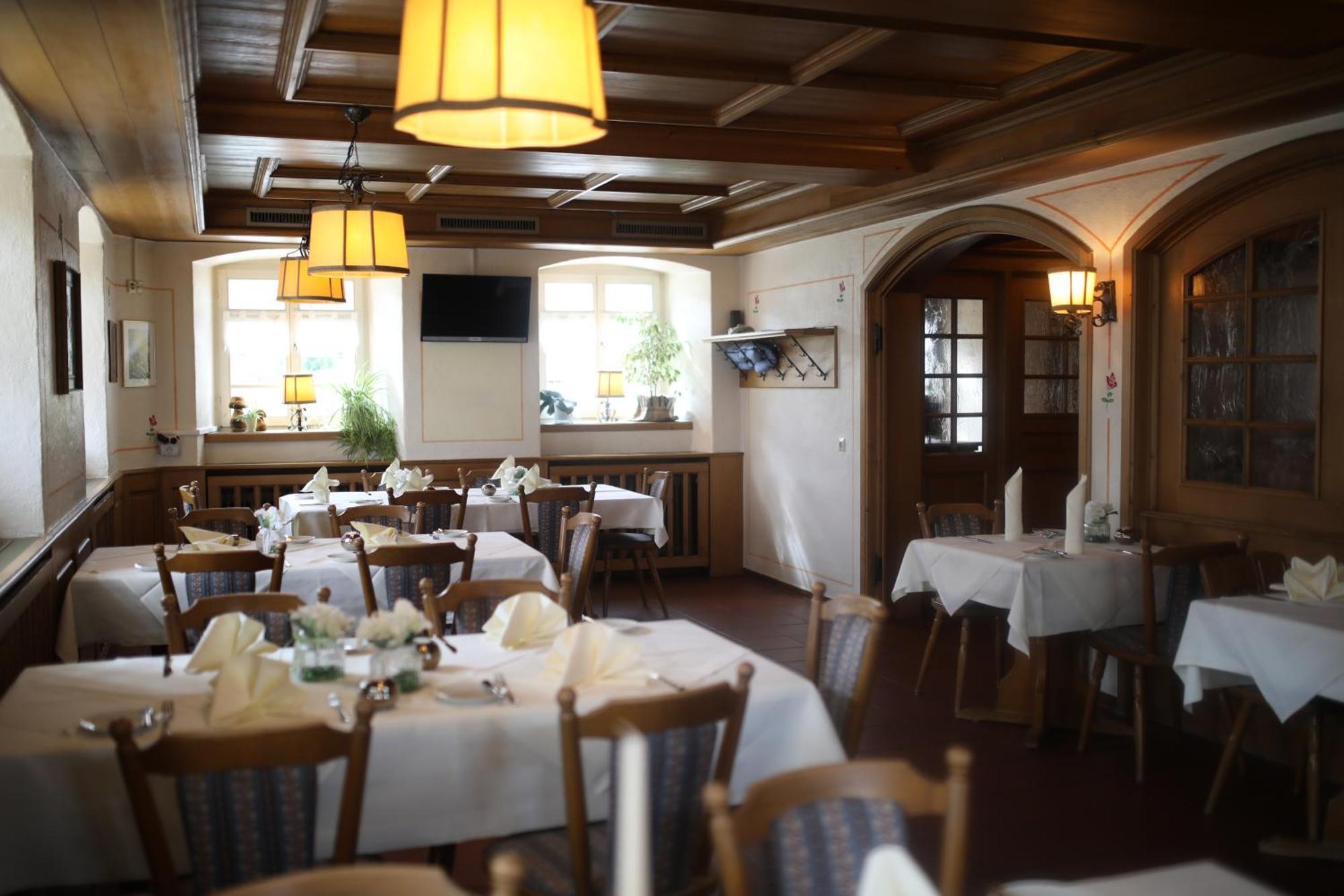Gasthaus Hotel Zum Kreuz Stetten am Kalten Markt Luaran gambar